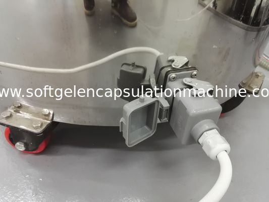 600L Gelatin Reactor Tiga Lapisan Pemanas Air Mandi hingga 130 derajat