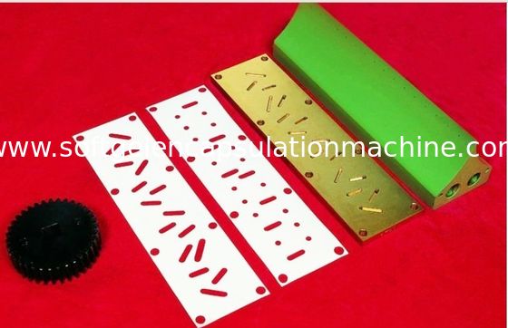 Injection Wedge / Softgel Capsule Filling Machine Parts cetakan die roll tooling wedge