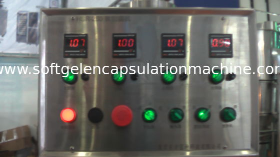 Kontrol Suhu Yang Tepat Mesin Pembuat Kapsul Lembut Dengan CE, 50000 - 70000 Softgel / H