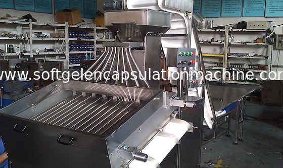 Mesin Sortasi Kapsul Dengan Jarak Roller Yang Tepat & peralatan Belt Conveyor