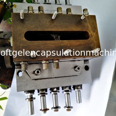 Mesin Manufaktur Paintball Presisi Tinggi 4 Inch Skala Kecil Untuk Soft Capsule CE