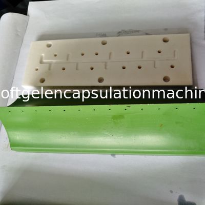 Aluminium / Kuningan Alloy Soft Capsule Mould Die Roll Tolling 80 * 100mm ISO9001