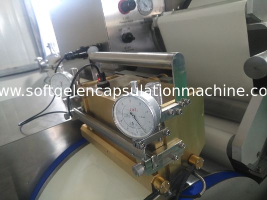 Peralatan Pengisian Kapsul Volume Pengisian Besar 150 * 250mm Mesin Pembuat Kapsul Die Roll