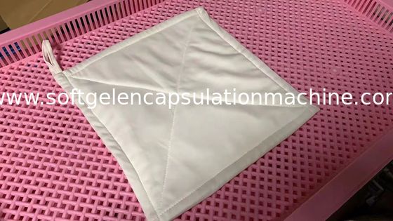 Nampan Pengeringan Plastik PPE Food Grade Aman Dan Ketangguhan Trolly Kuat ISO9001