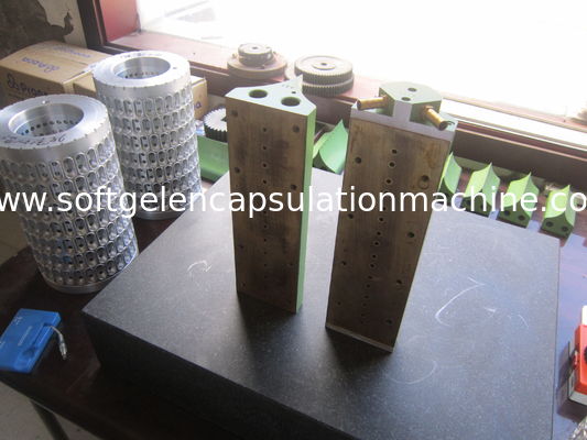 0.5' Paintball Capsule Tooling Mould Dengan Berbagai Bentuk Seluruh Set Termasuk Wedge