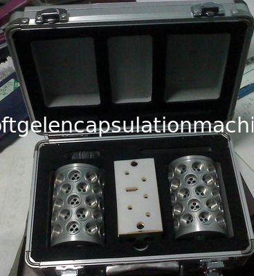 Cetakan Kapsul / Softgel Die Roll Dengan baji injeksi Al Untuk Membuat paintball